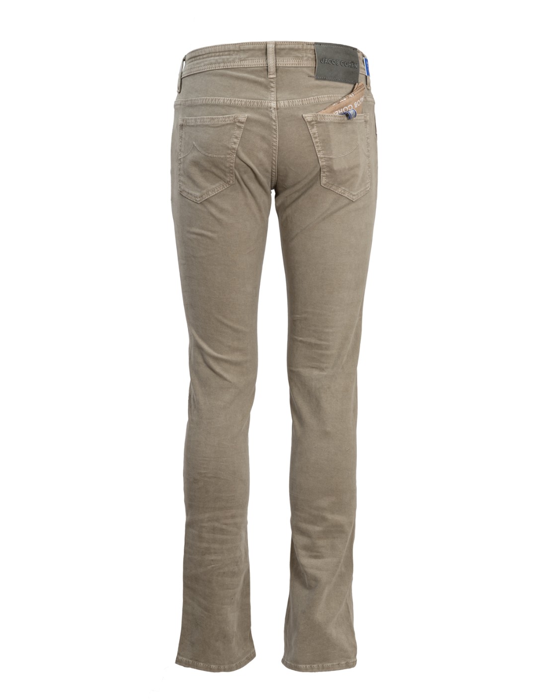 shop JACOB COHEN Saldi Jeans: Jacob Cohen pantalone in cotone elasticizzato.
Modello Leonard (ex 613) con tasca america.
Composizione: 97% cotone 3% elastan.
Made in Italy.. UQM0801 S3657-D37 number 5317096